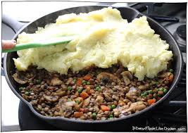 One of the healthy ways to use holiday meal leftovers is make Shepherd's Pie