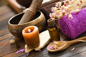 Aromatherapy guide for first-time users: everything you need to know about essential oils and how to use them for relaxation and wellness.