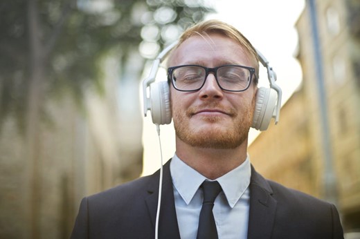 Best headphones for your ears - find the perfect pair for optimal comfort and sound quality.